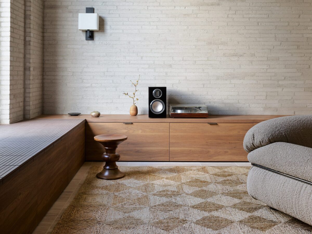 Sequoia | 1 Colour