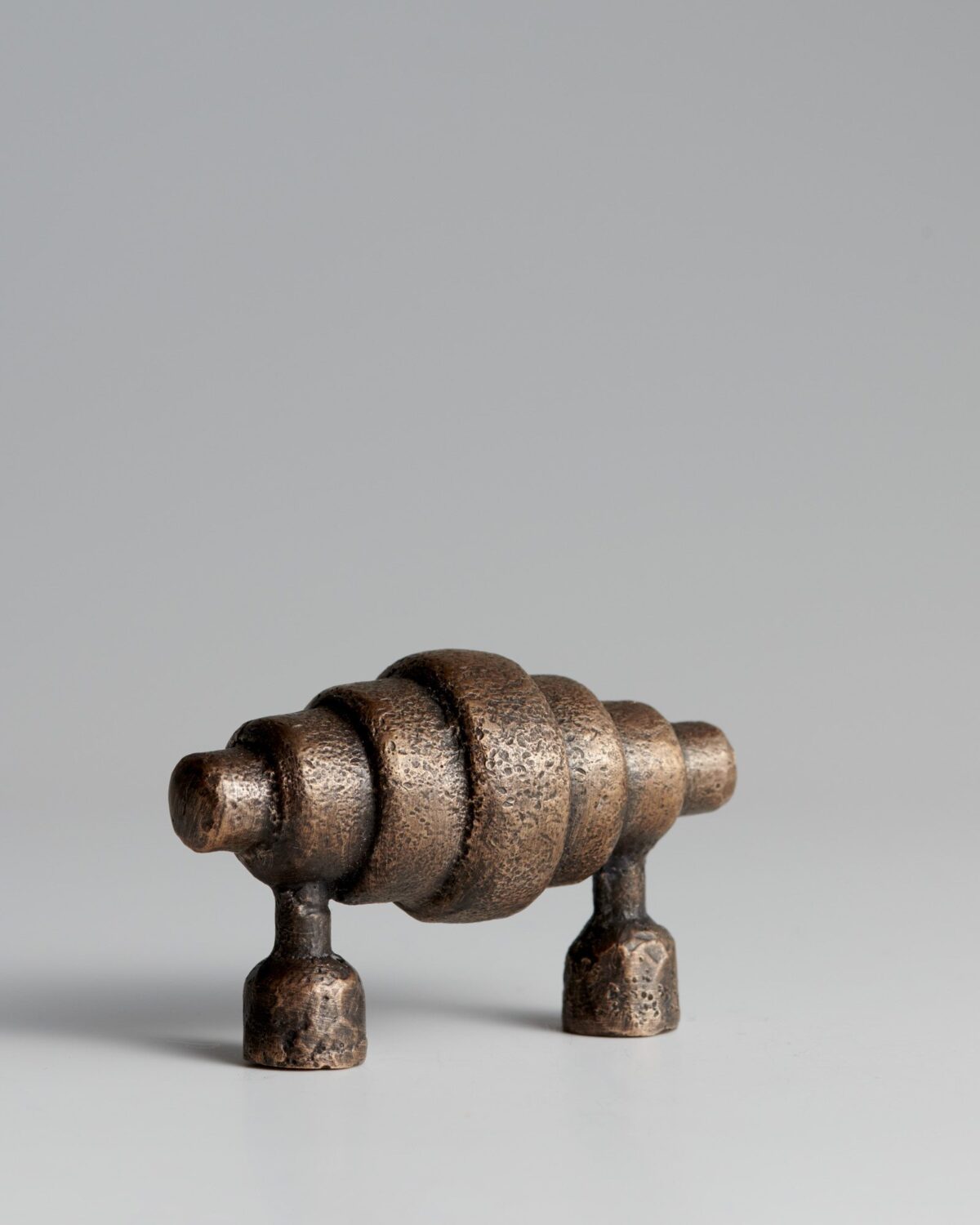 Croissant Large Distressed Bronze