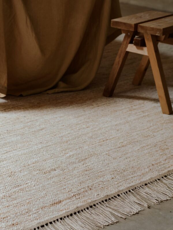 Willow Eggshell | Sample