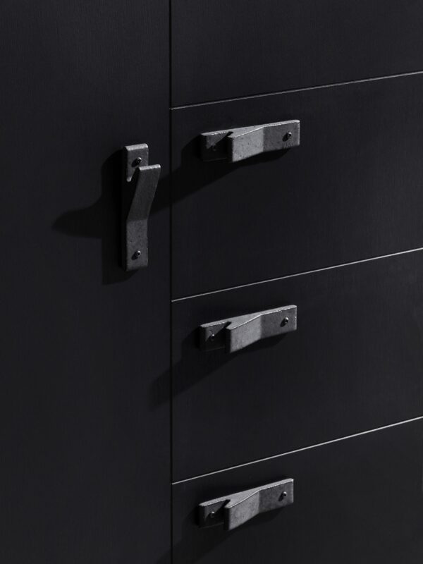 Switch Pull | Hook