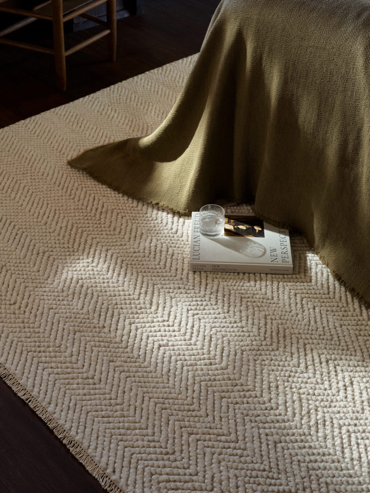 Crest | 2 Colours