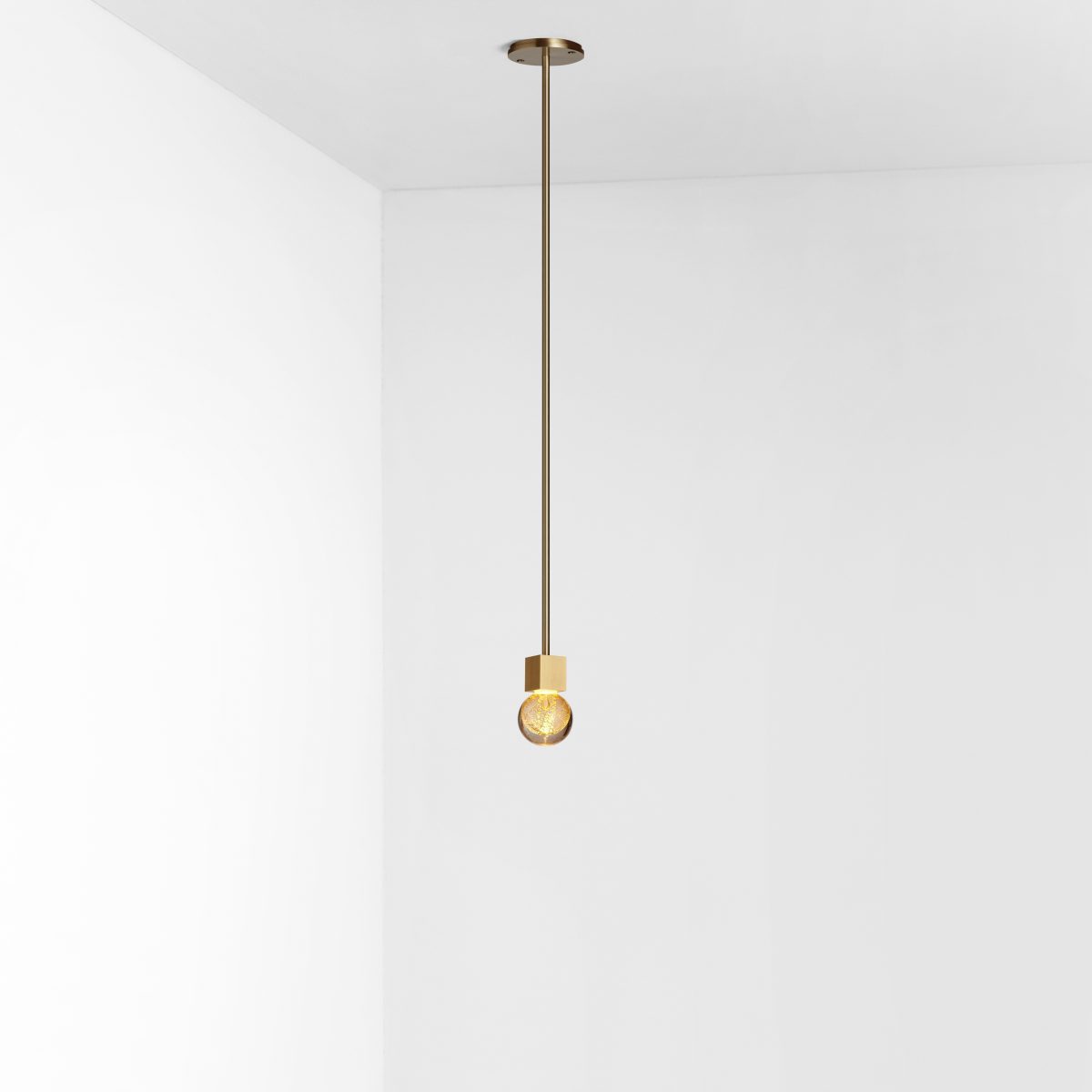 Oro Pendant