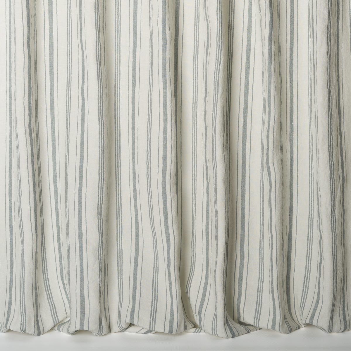 EMMA STRIPE 008