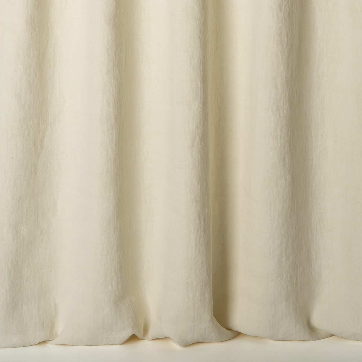 Hennep Ghostwhite