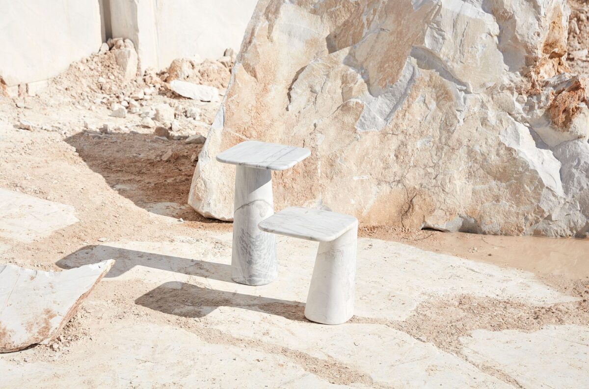 Hurlysi Table