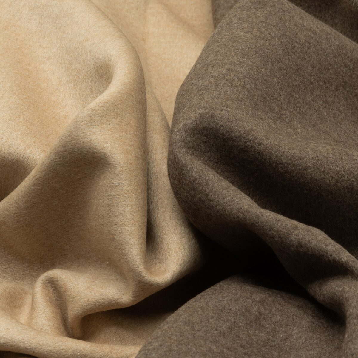 Margeaux | 2 Colours