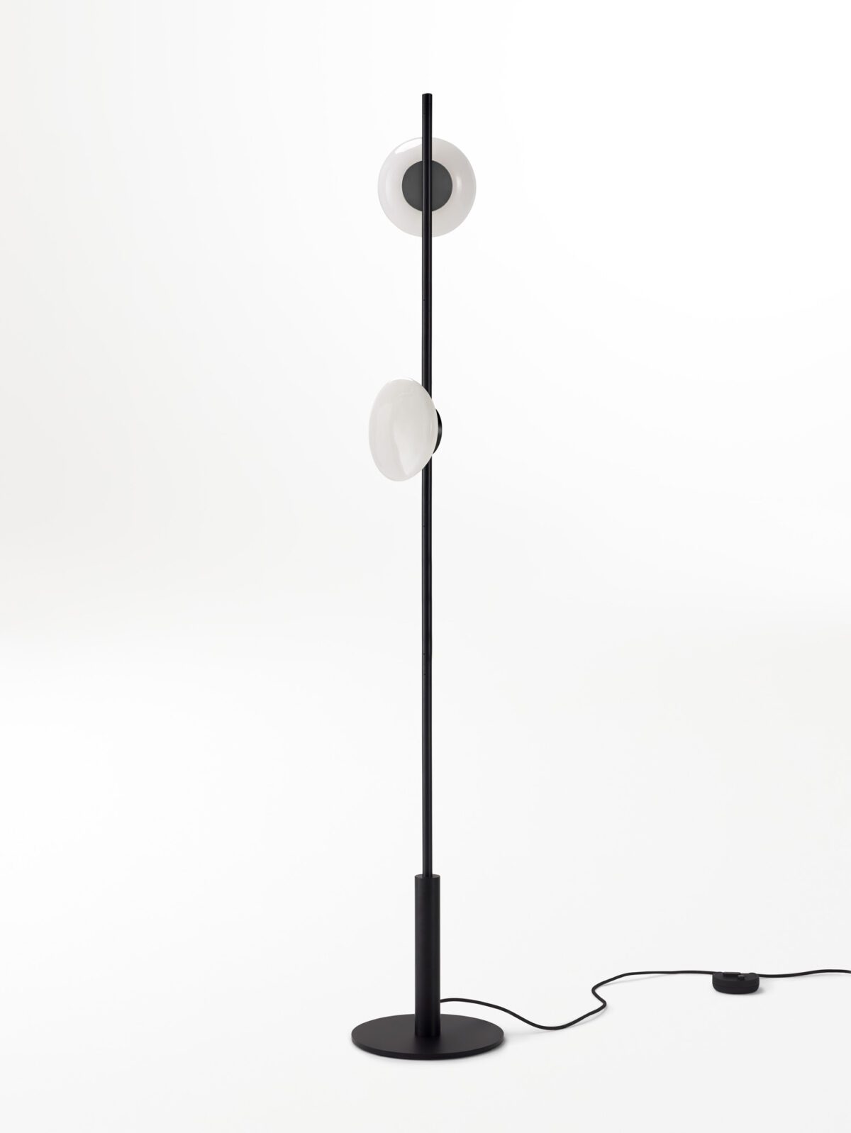 Ceto Floor Lamp | 2 Shades