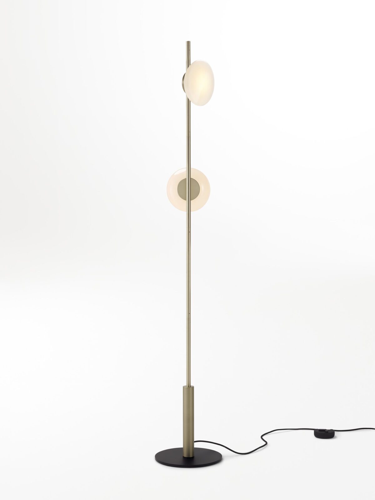 Ceto Floor Lamp | 2 Shades