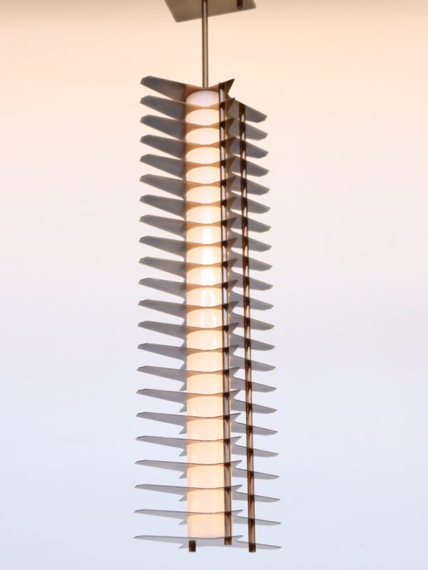 Colossal Vertical Pendant