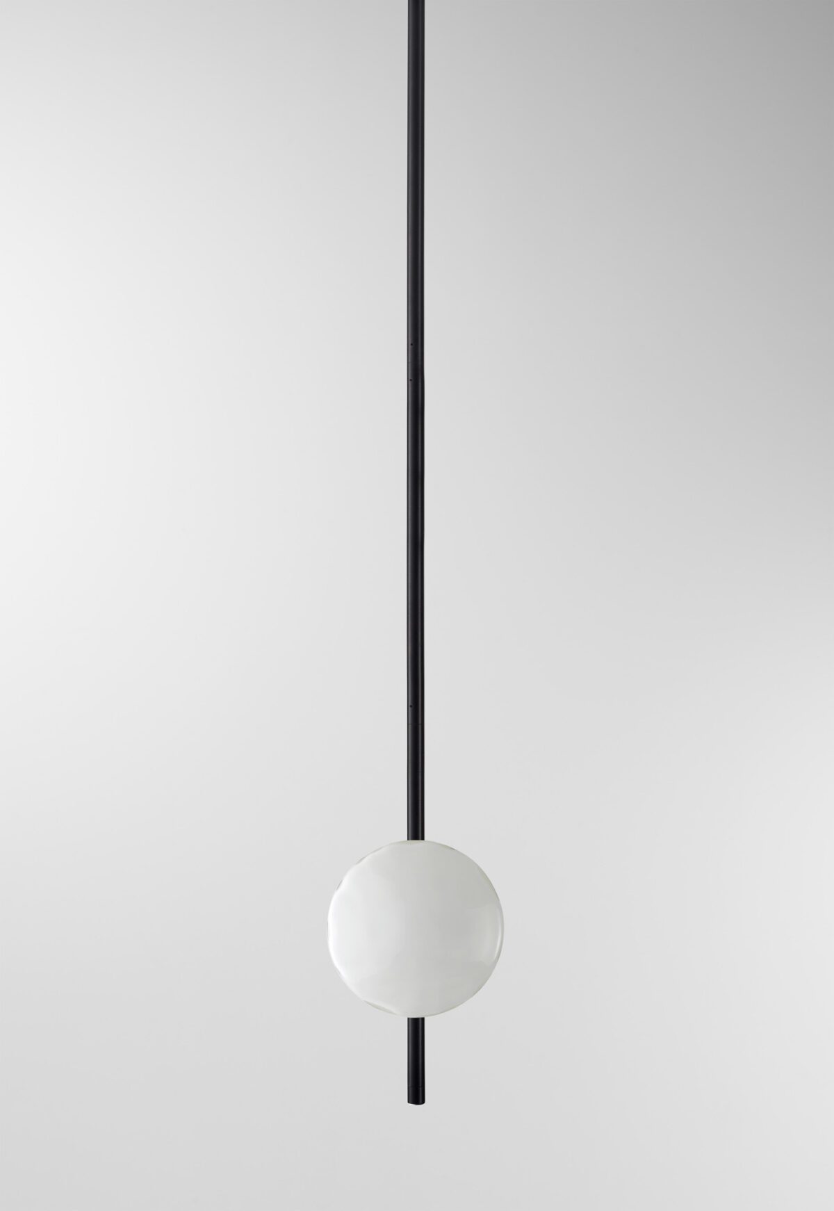 Ceto Vertical Chandelier | 1 Shade