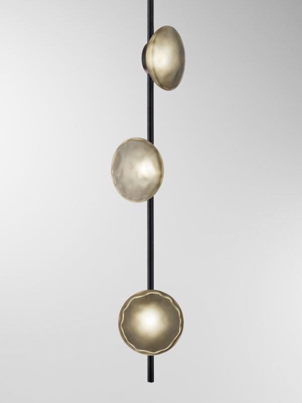 Ceto Vertical Chandelier | 3 Shades - Black Anodised, Frosted Black