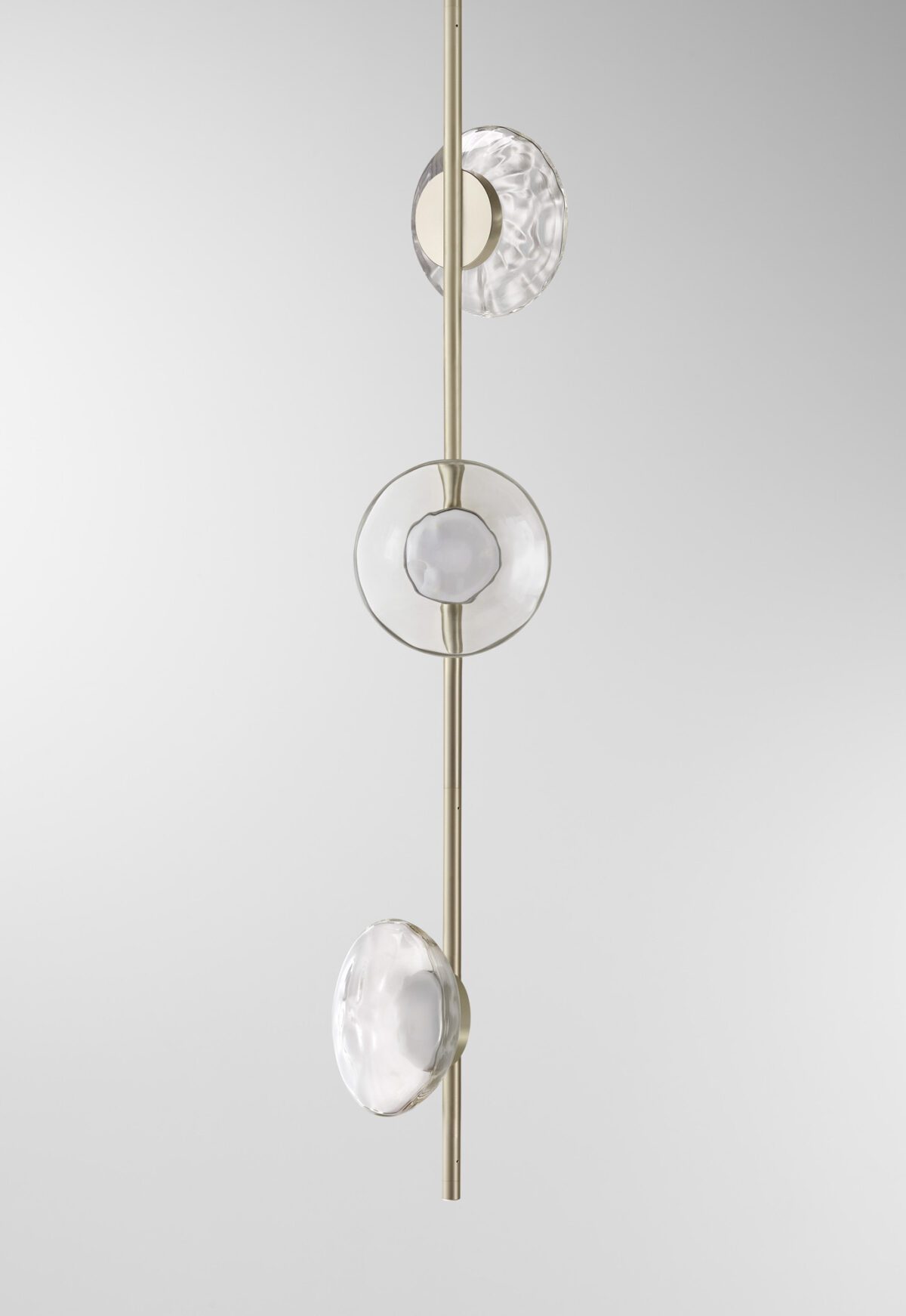 Ceto Vertical Chandelier | 3 Shades