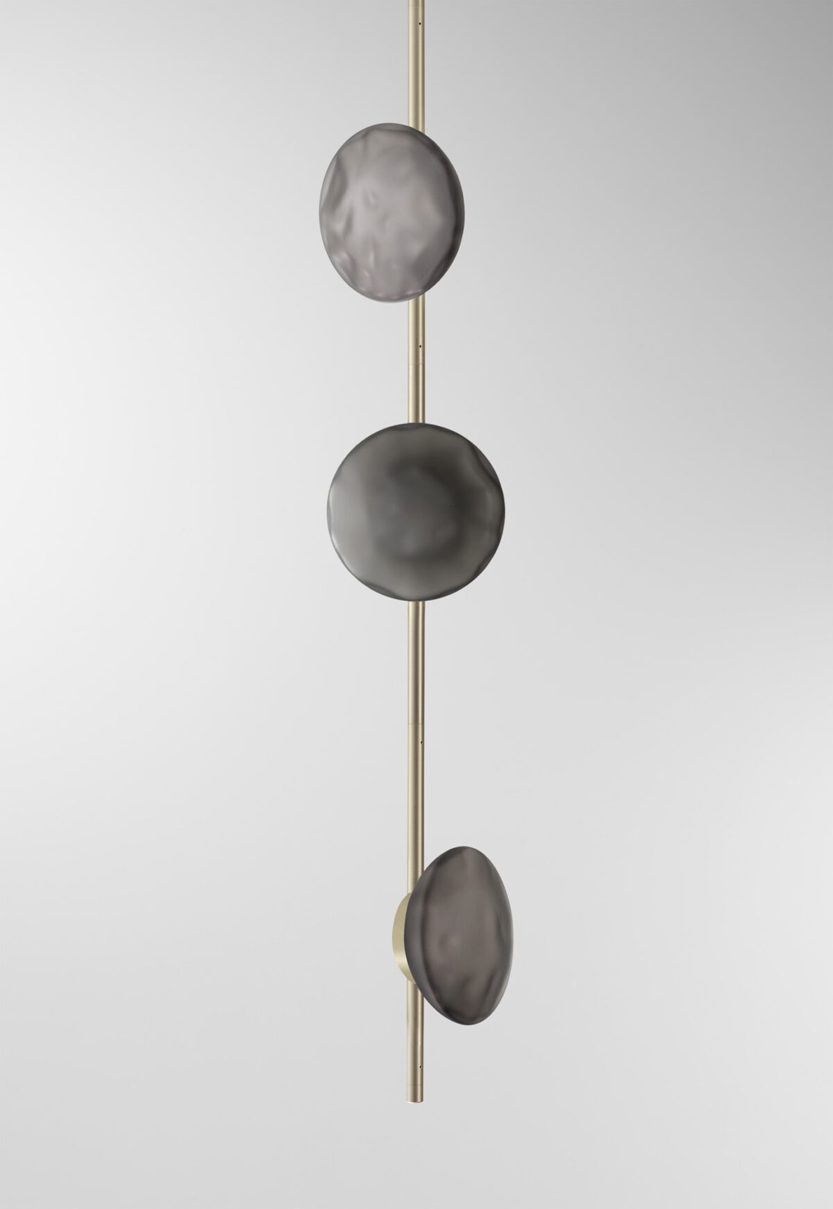 Ceto Vertical Chandelier | 3 Shades