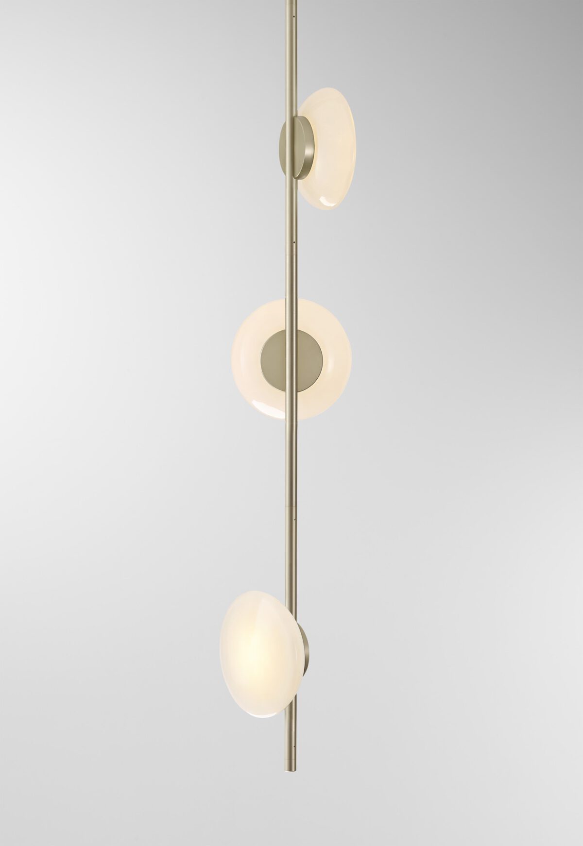 Ceto Vertical Chandelier | 3 Shades
