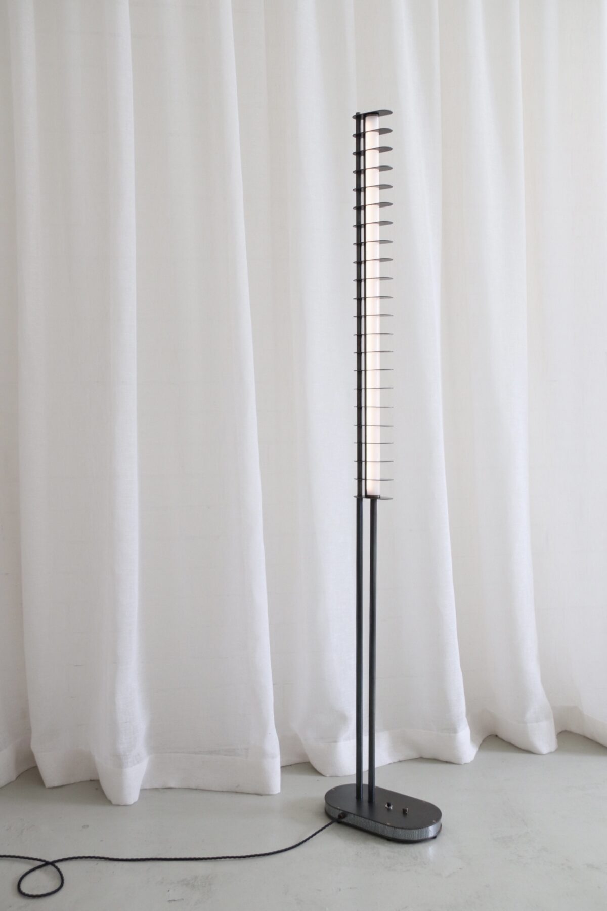 Distance Floor Lamp