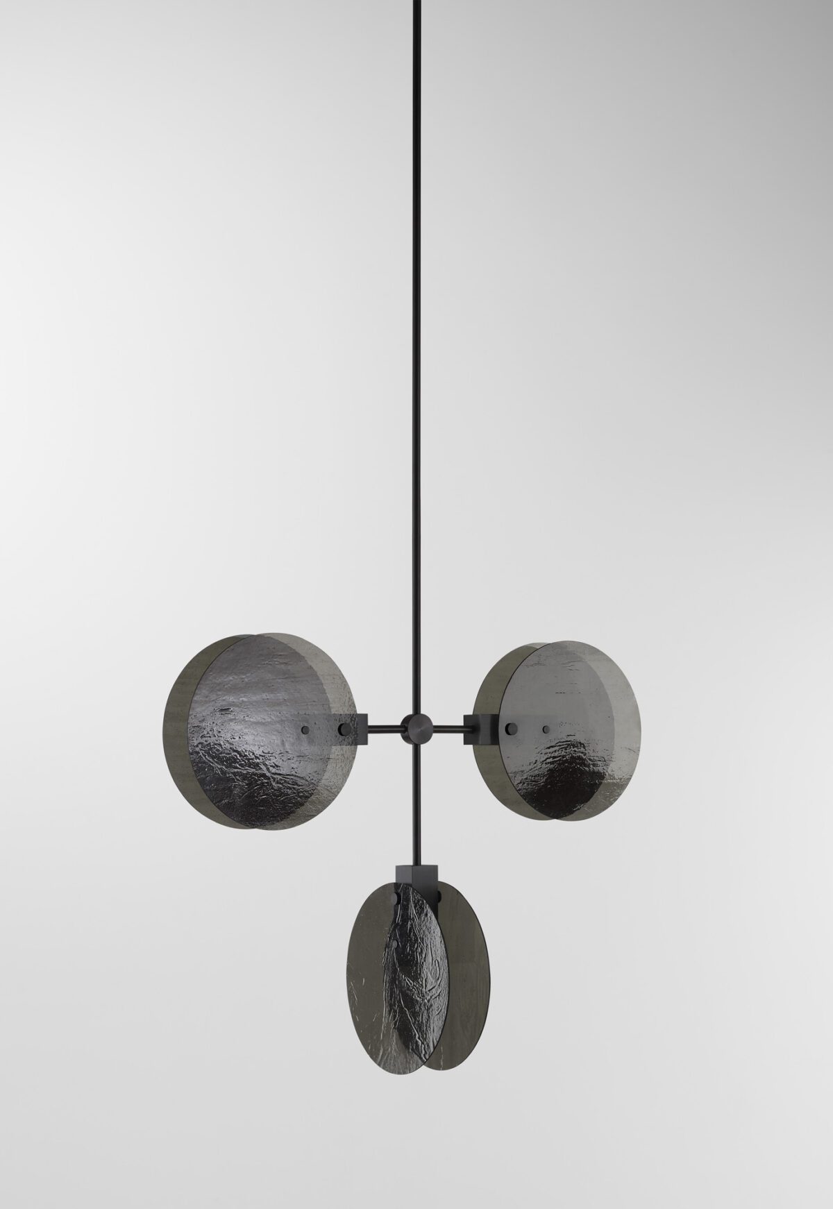 Nebulae Vertical Chandelier | 3 Shades