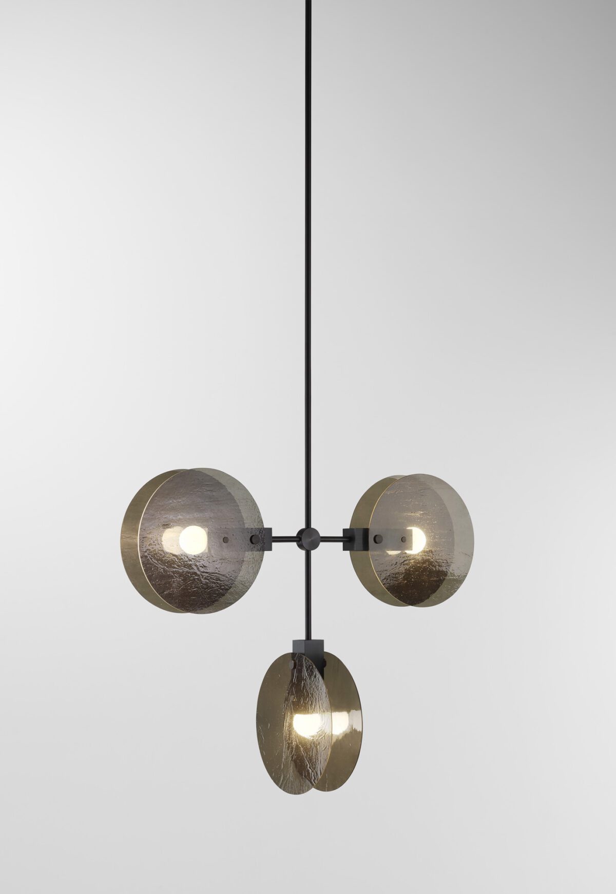 Nebulae Vertical Chandelier | 3 Shades