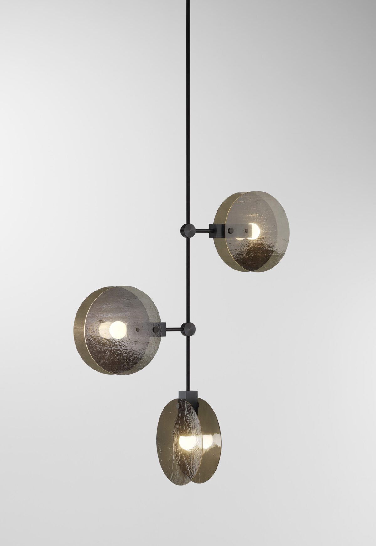 Nebulae Vertical Chandelier | 3 Shades