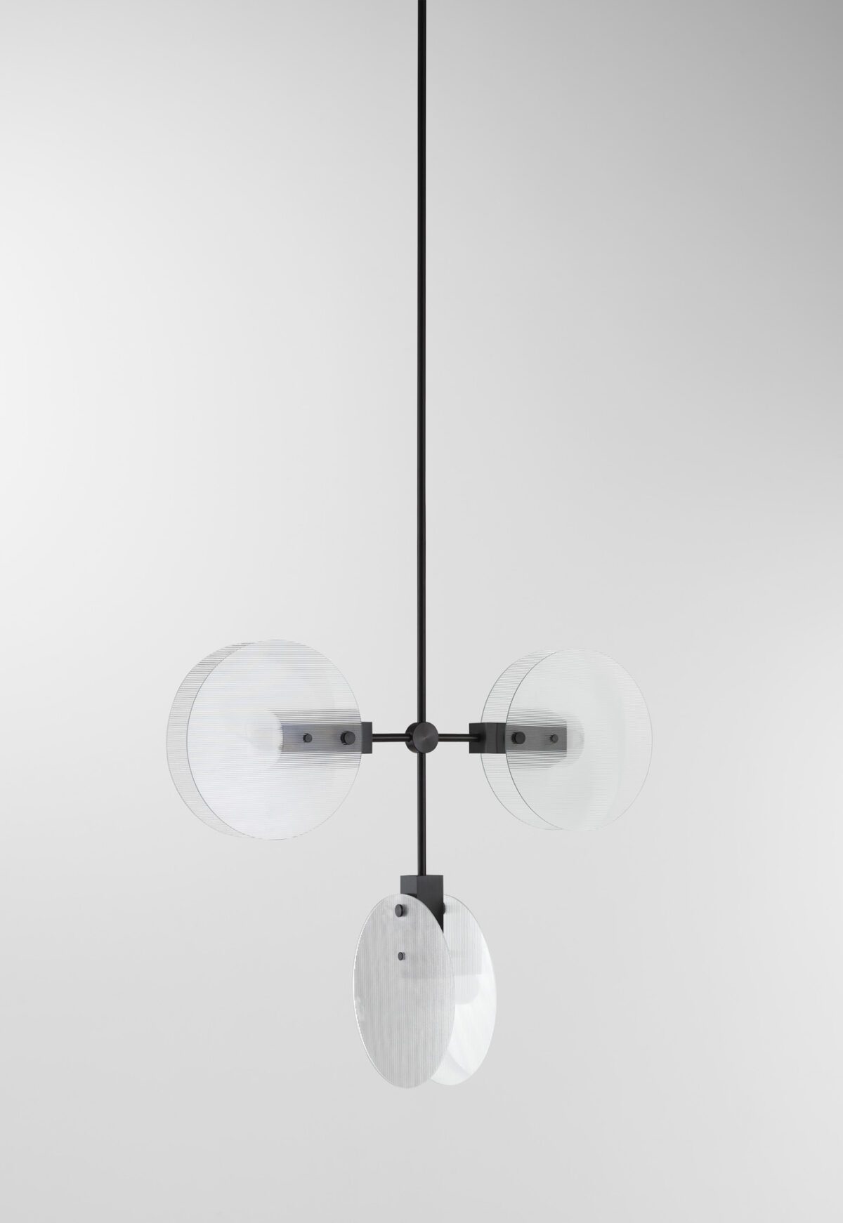 Nebulae Vertical Chandelier | 3 Shades