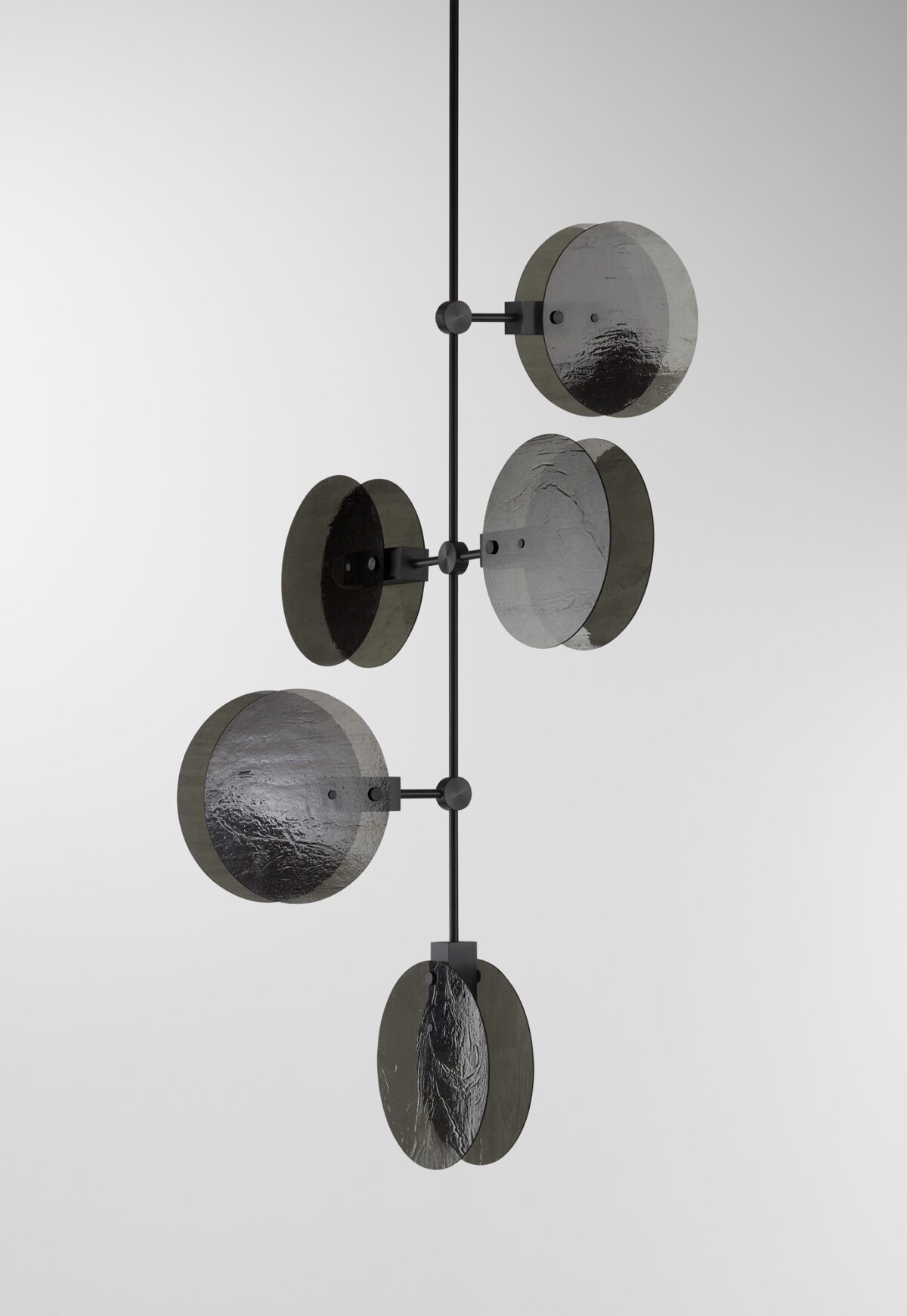 Nebulae Vertical Chandelier | 5 Shades