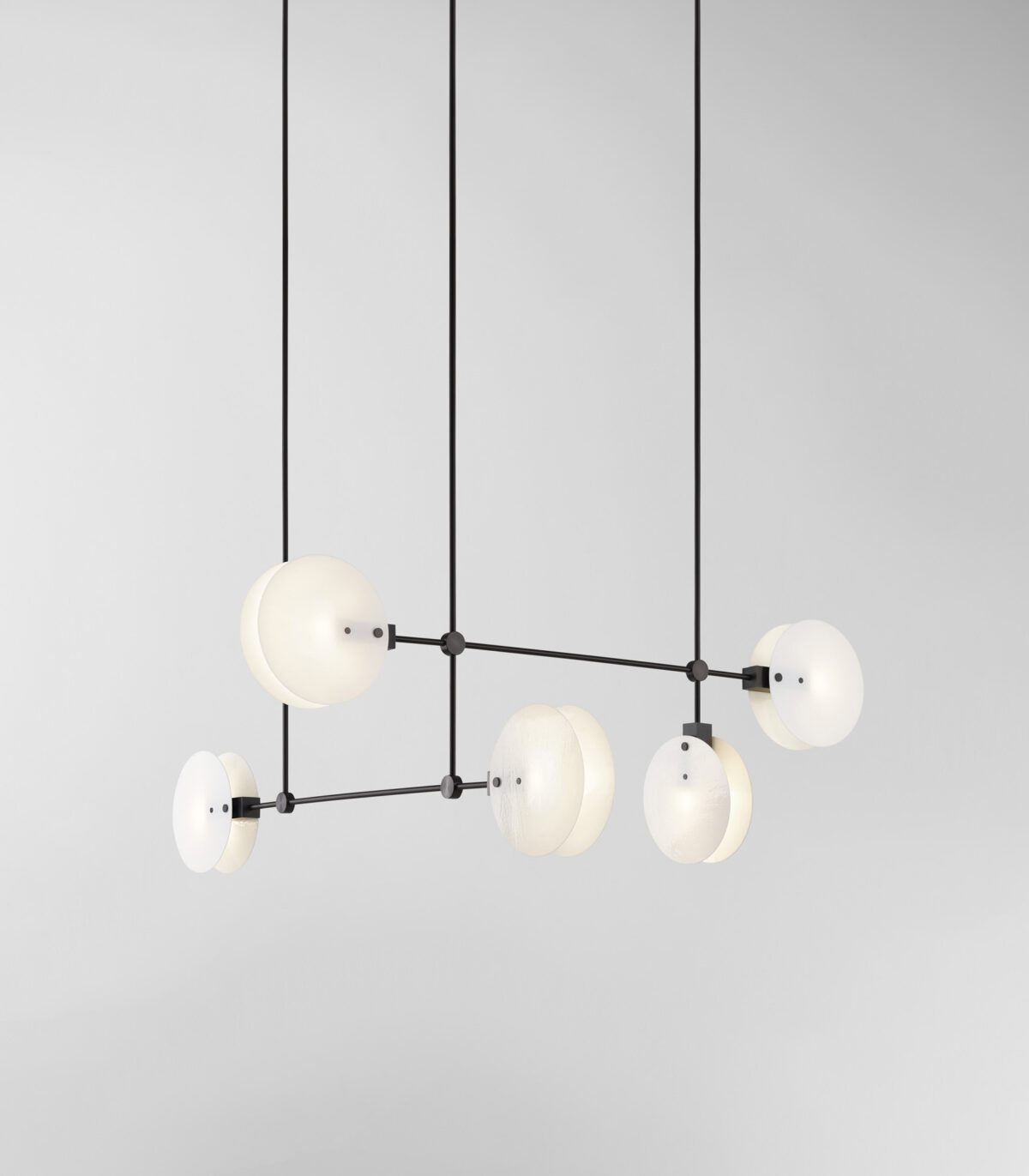 Nebulae Horizontal Chandelier | 5 Shades