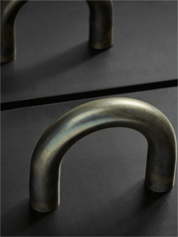 Ovid Joinery Pull