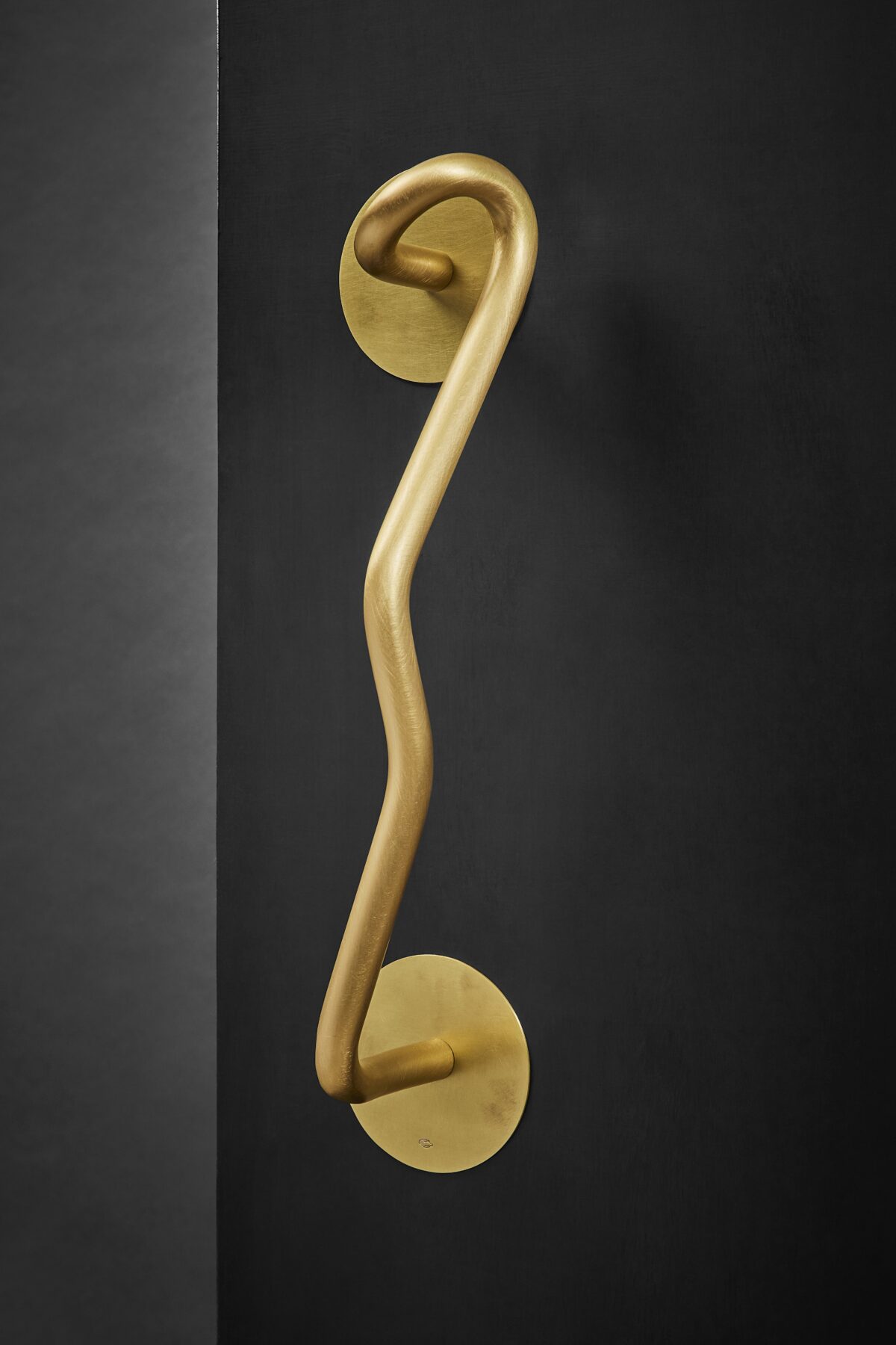 Varro Door Pull