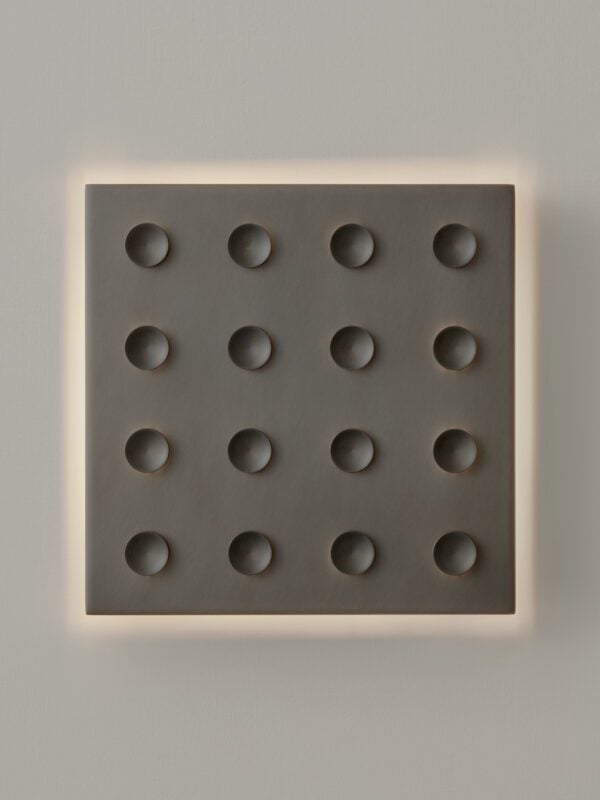 LUCKY STUD - Bronzed Brass