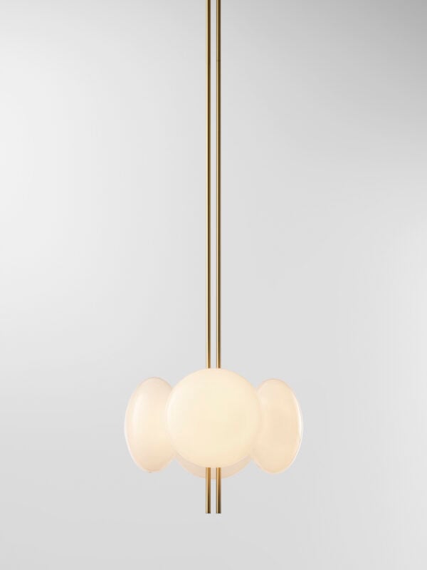 Aeris 104 Chandelier - Brushed Brass, Frosted Clear