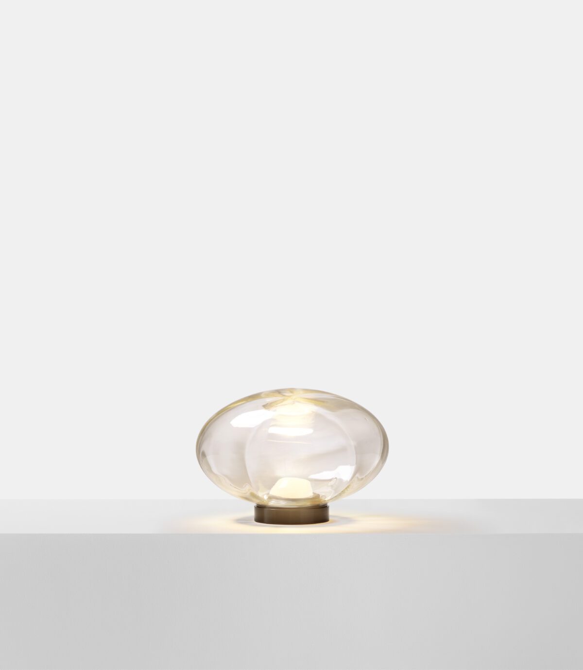 Aeris Table Lamp