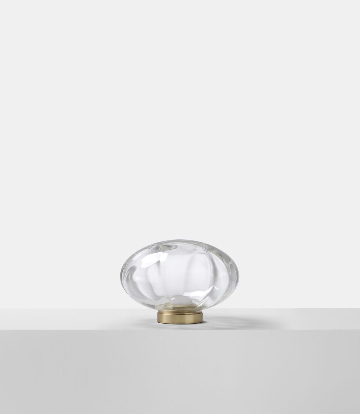 Aeris Table Lamp