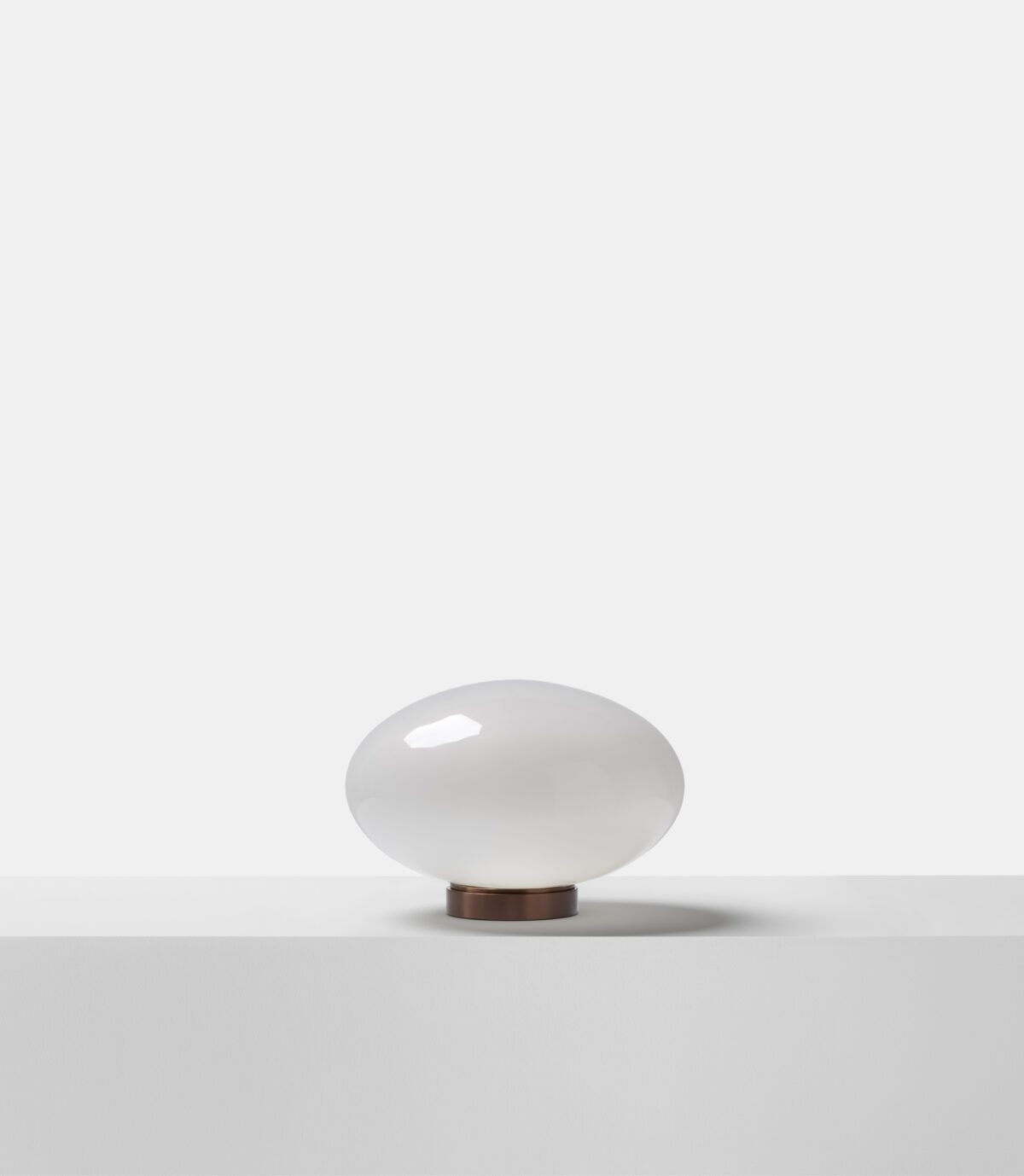 Aeris Table Lamp