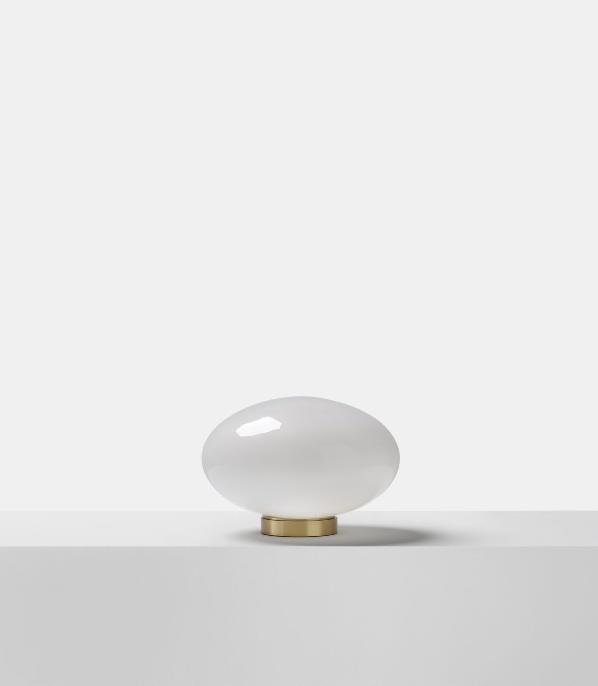 Aeris Table Lamp