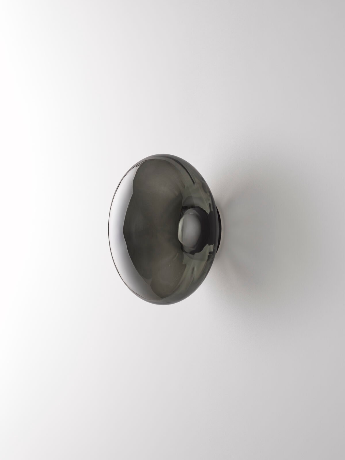 Aeris Wall Light