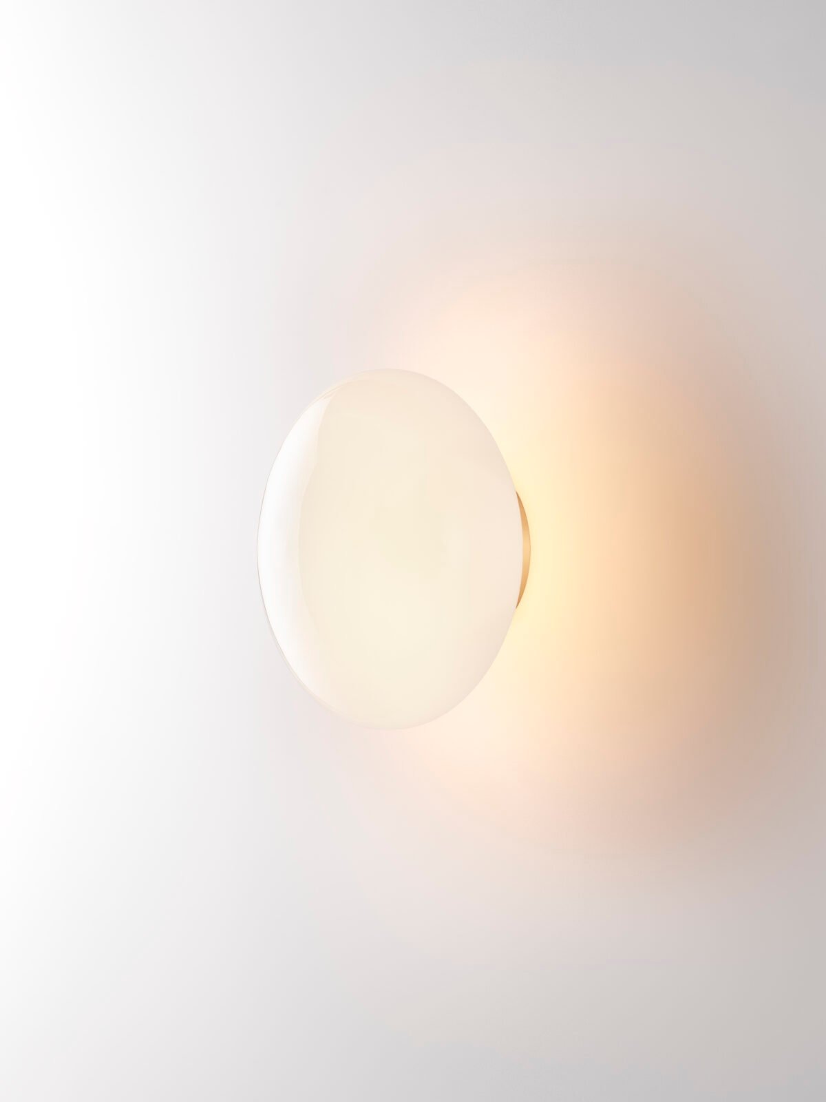 Aeris Wall Light