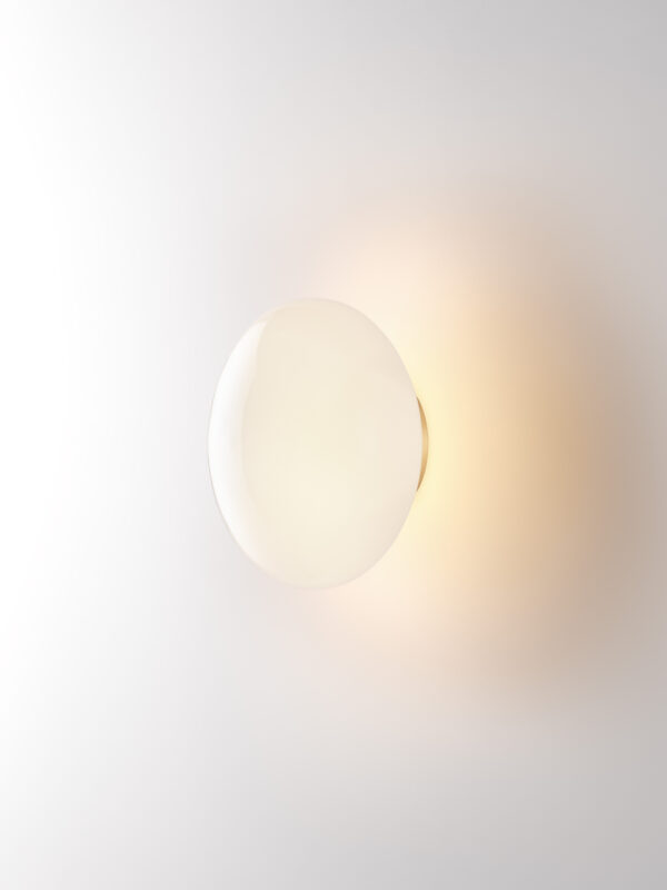Aeris Wall Light - Brushed Brass, Frosted Clear