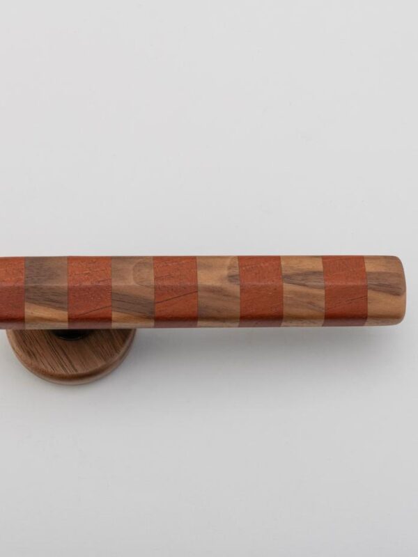 Straight Streaker Door Lever - Dark Band