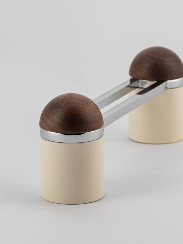 H04 Pull Handle Short