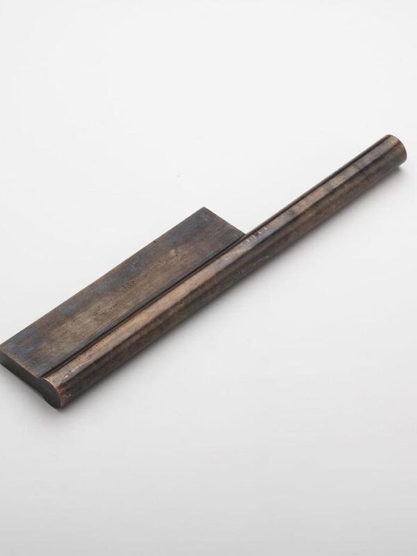 Pull 01 - Patinated Bronze