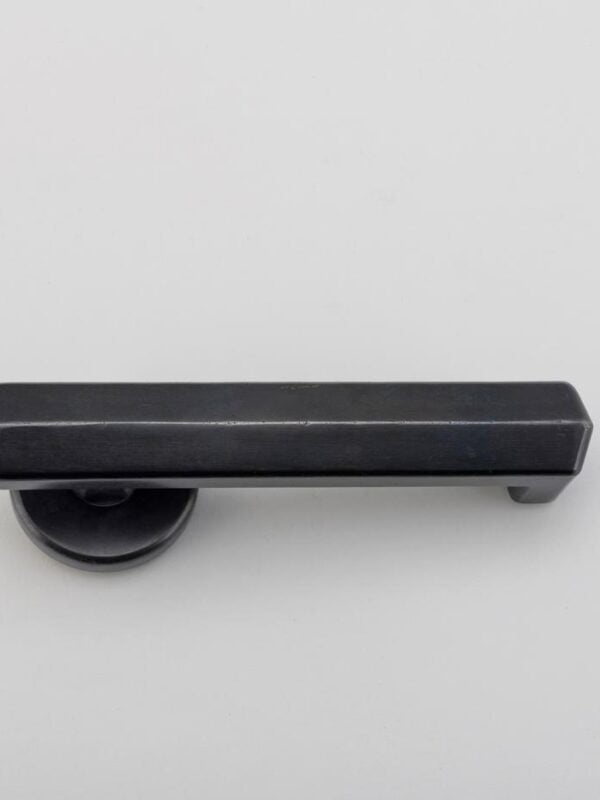 Straight Streaker Return Door Lever