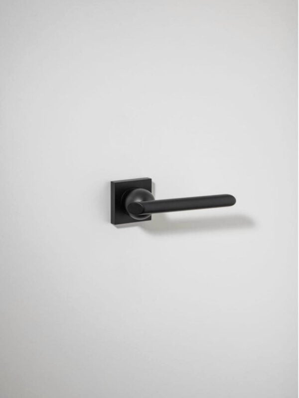 Futurismo Door Lever Square Rose - Nero