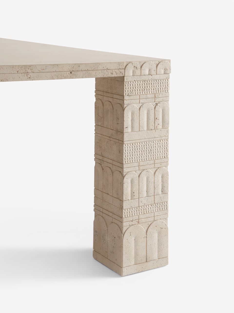 Landin Dining Table