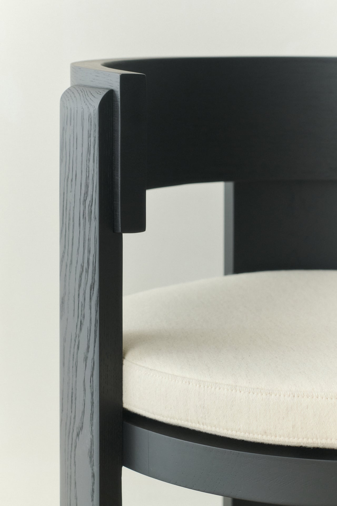 Spina Lounge Chair