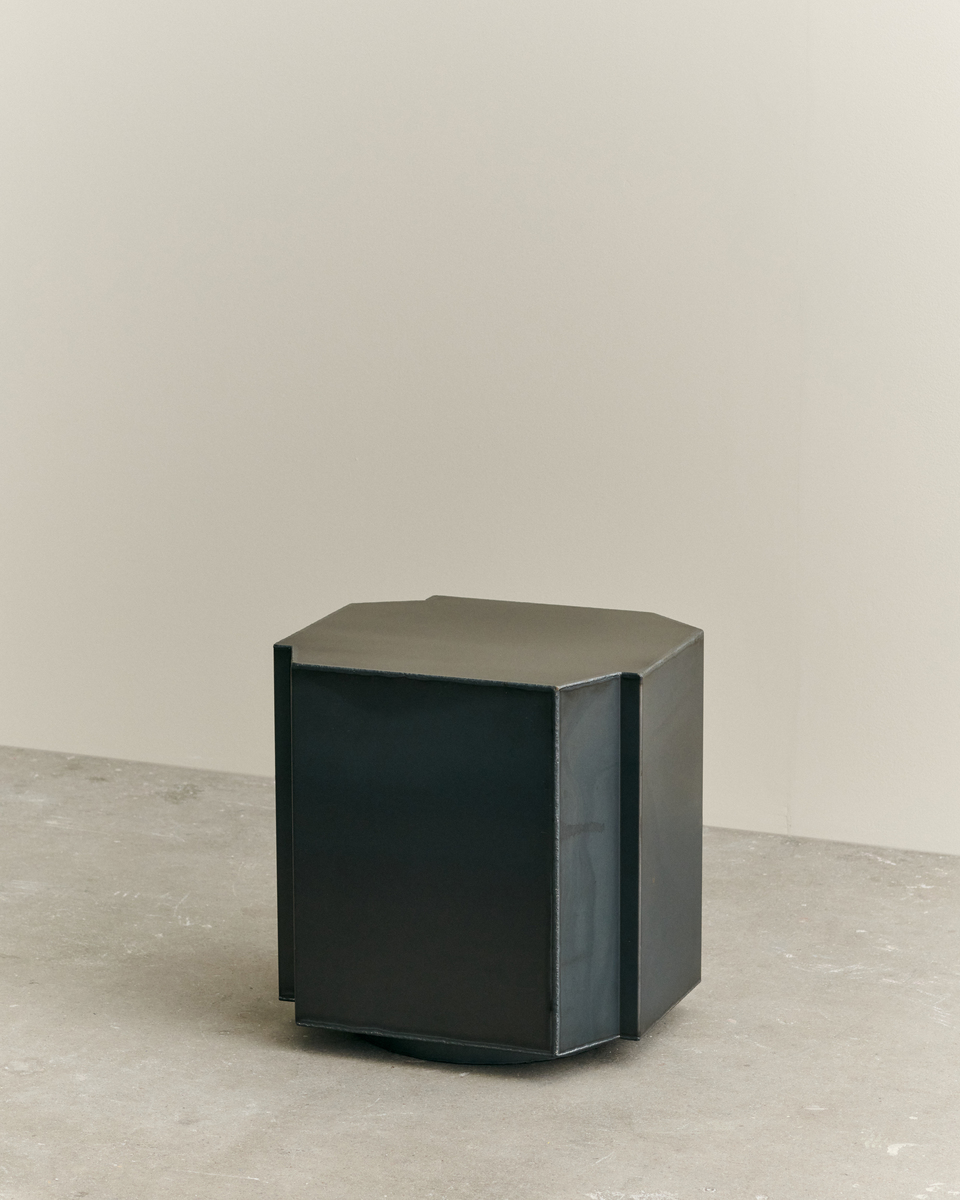 Funki Stool 01