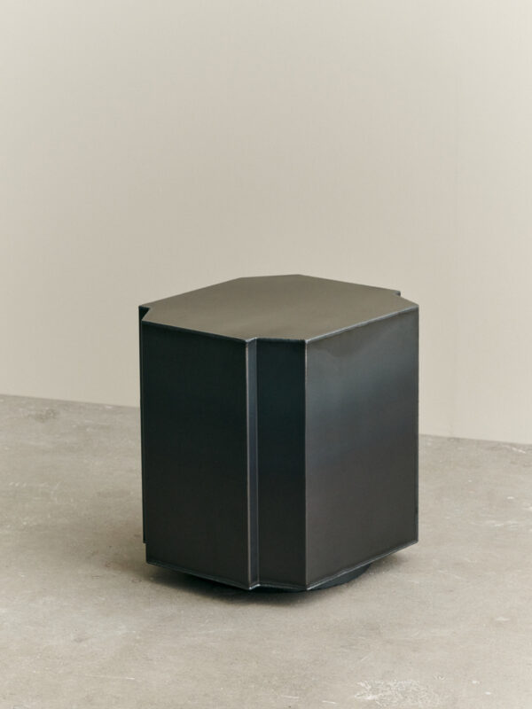 Funki Stool 01 - Raw Iron