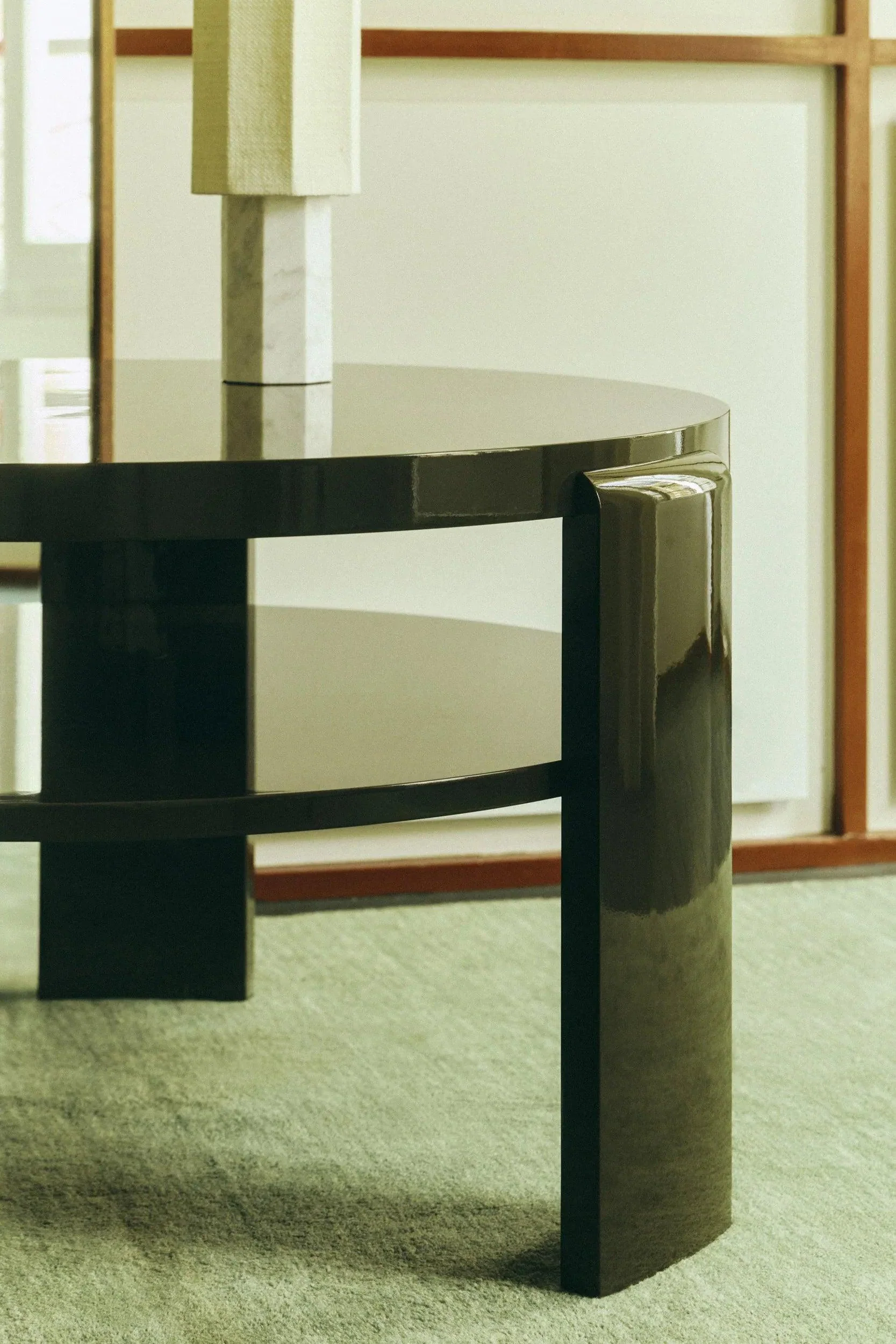 Spina Lounge Table