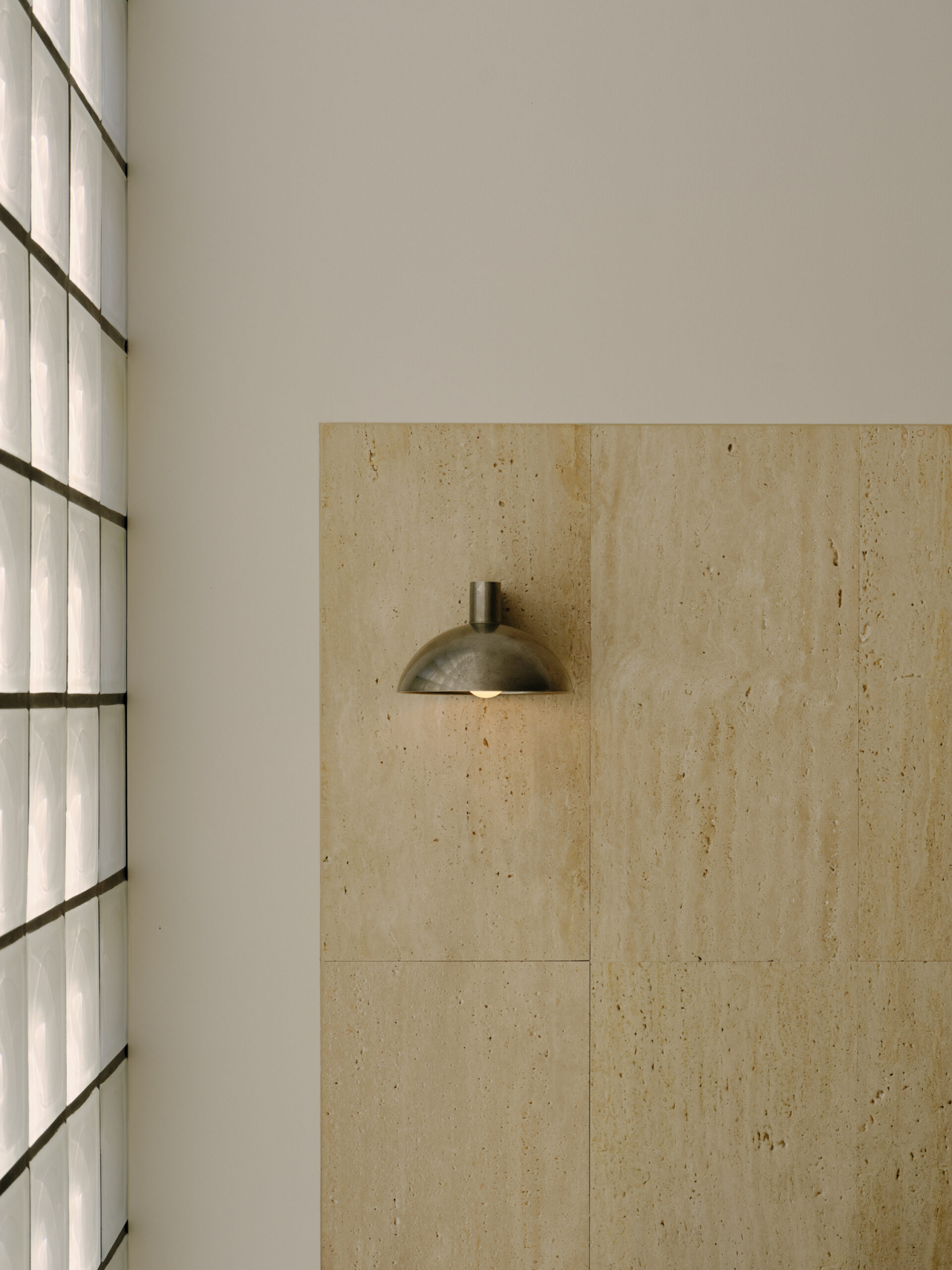 Solune Wall Light